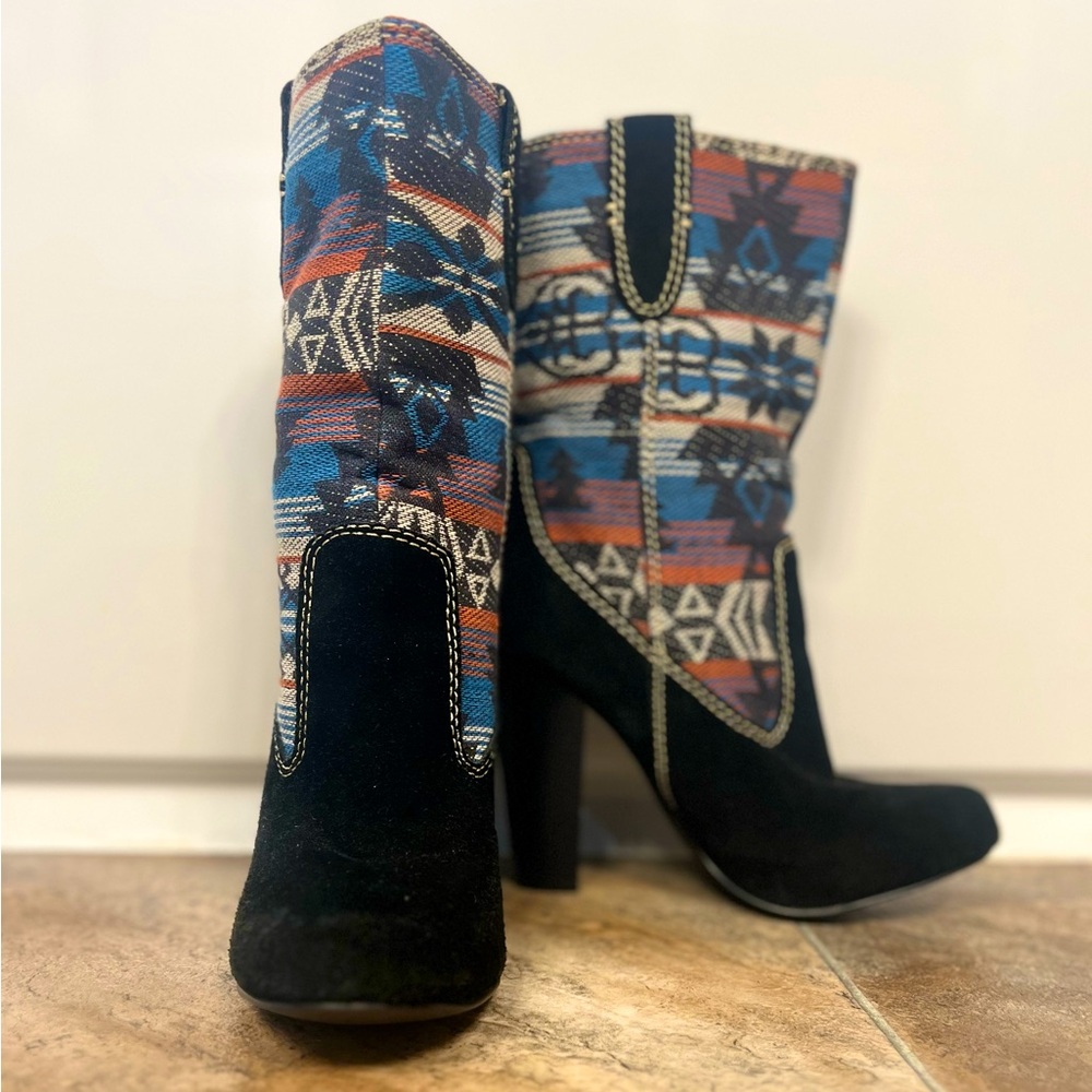 Mia Boots